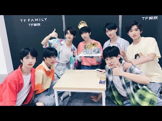 【tnt时代少年团】贺峻霖16岁生日派对 brithday party